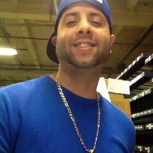 Meet your Posher, Luis